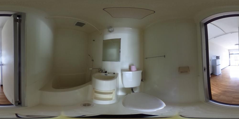 �o�X���[��