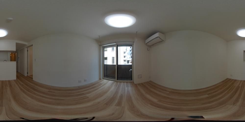 ���r���O