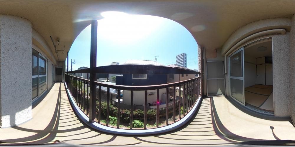 �o���R�j�[