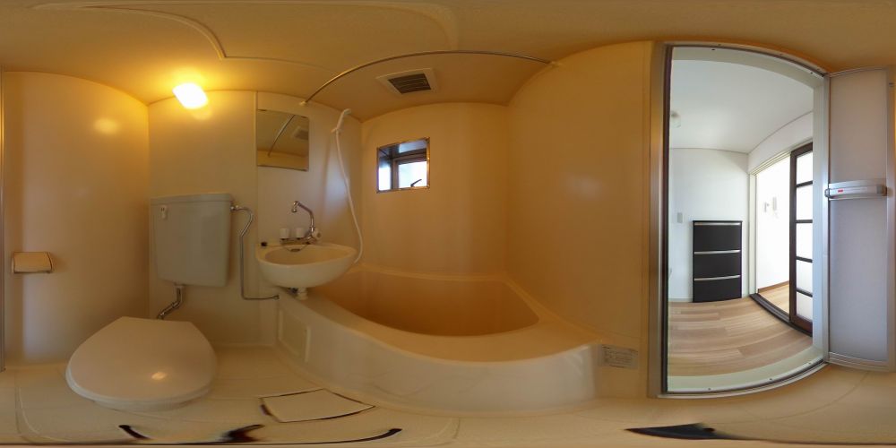 �o�X���[��