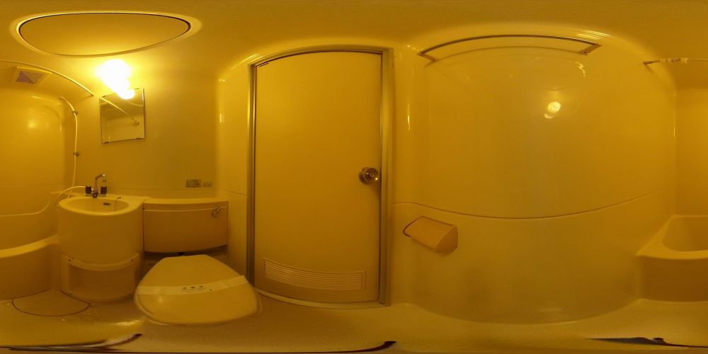 �o�X���[��