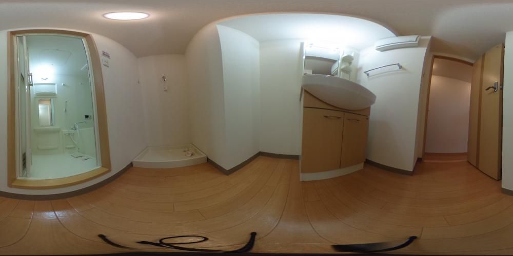 �o�X���[��