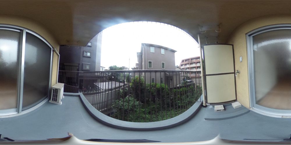 �o���R�j�[