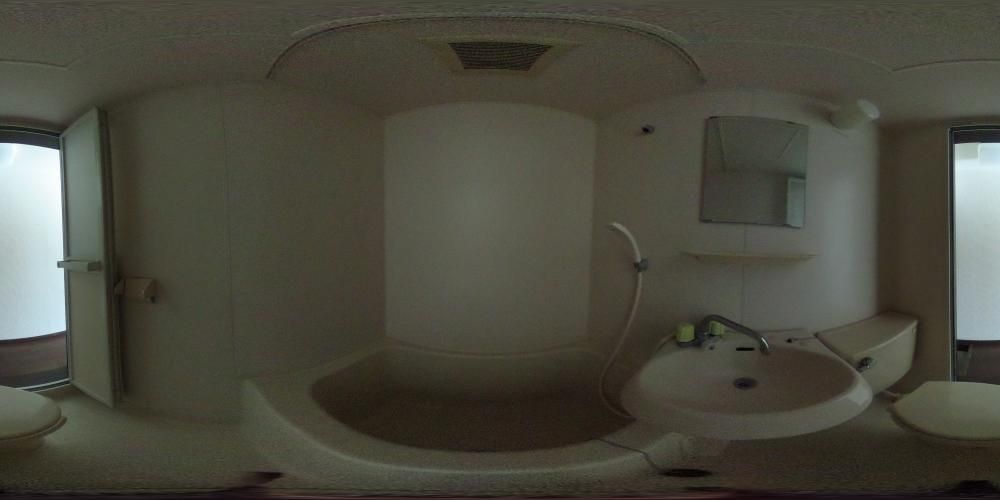 �o�X���[��