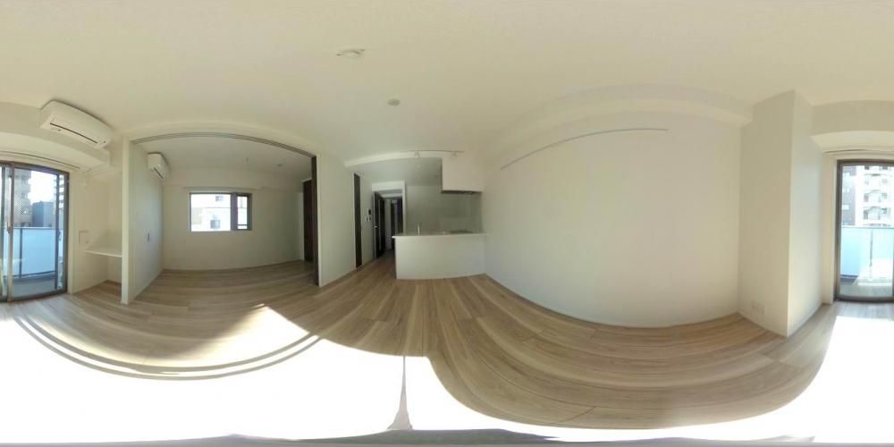 ���r���O