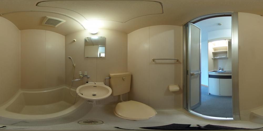 �o�X���[��